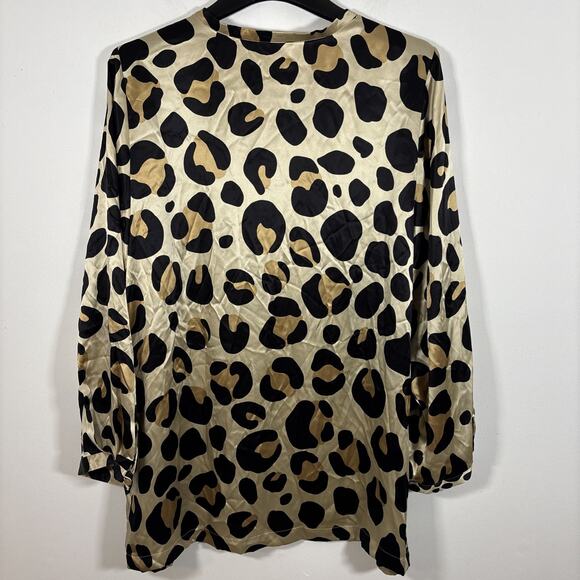 Laura Ashley Plus Size 2X Animal Print Silk Tunic Button Front Beige Blouse - Picture 7 of 7
